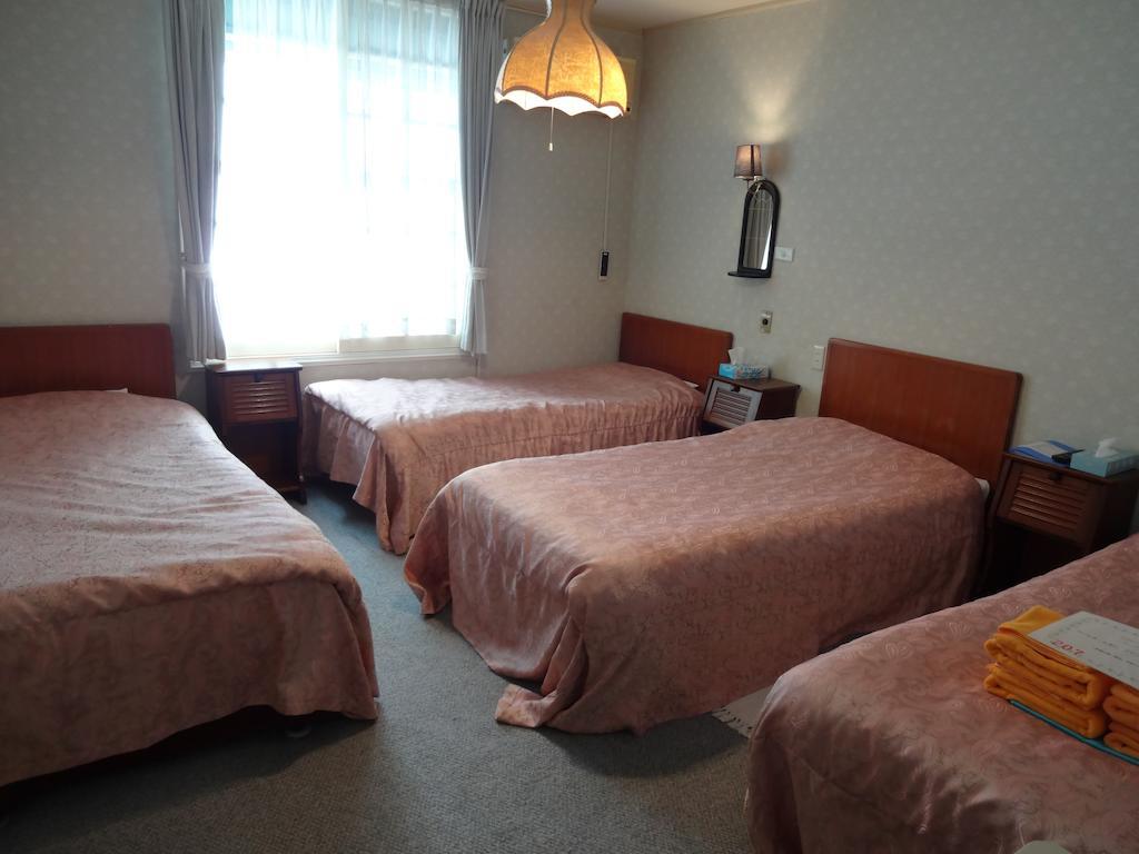Ishiuchi Pension Bruges Minamiuonuma Phòng bức ảnh
